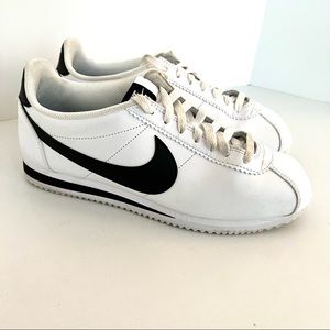 Nike Classic Cortez Leather Black Sneaker